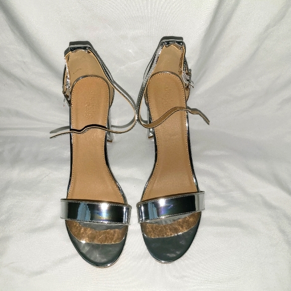 Shoes - Picture 1 of 3